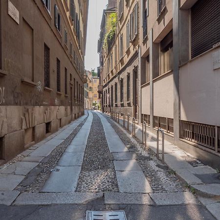 Italstay - Disciplini Apartment -10 Min Dal Duomo Milan Exterior photo